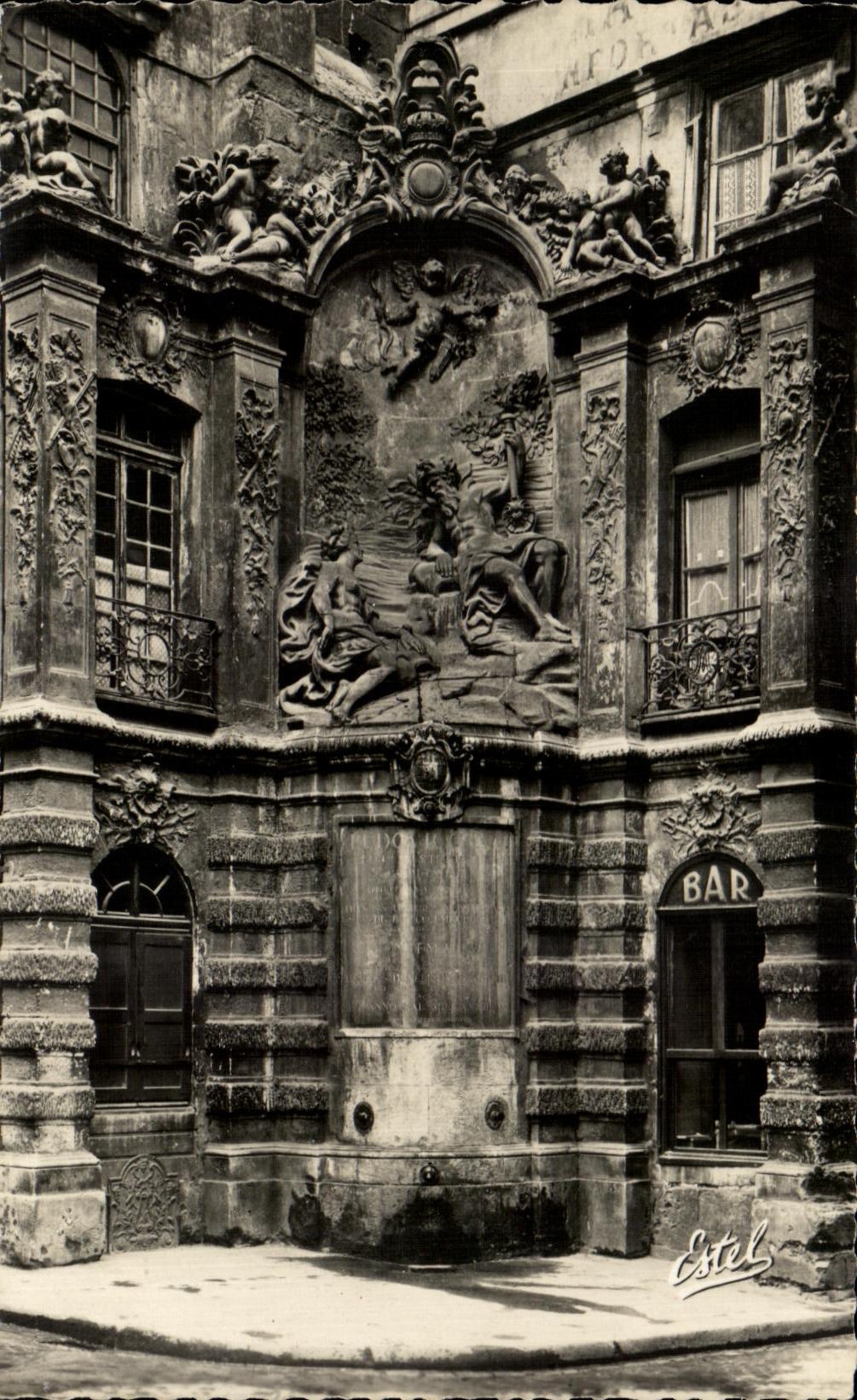 CPA Rouen Monumental Fountain Alphee and Arethuse