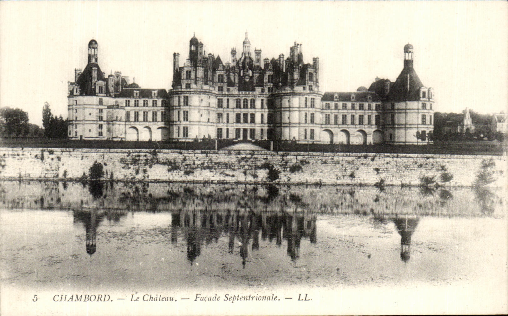 CPA Chambord Le chateau Facade Septentrionale