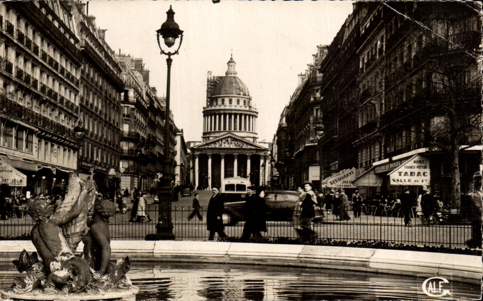 CPA Paris Street Saufflot And the Pantheon