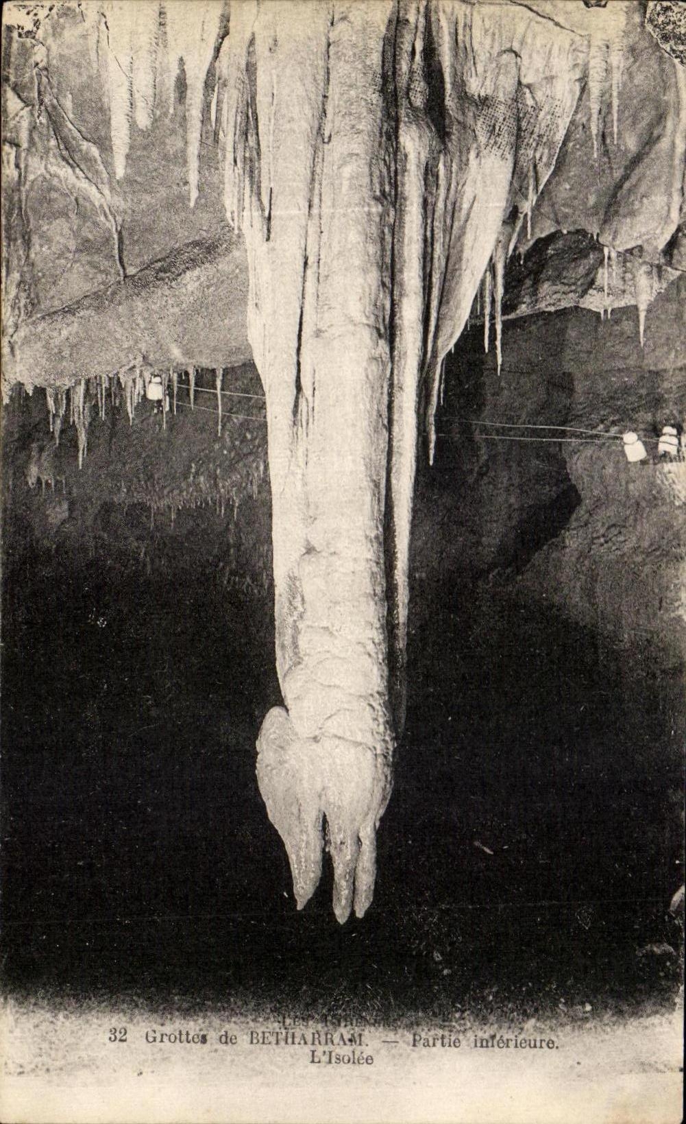 CPA Caves of Betharram Lower part the isolee