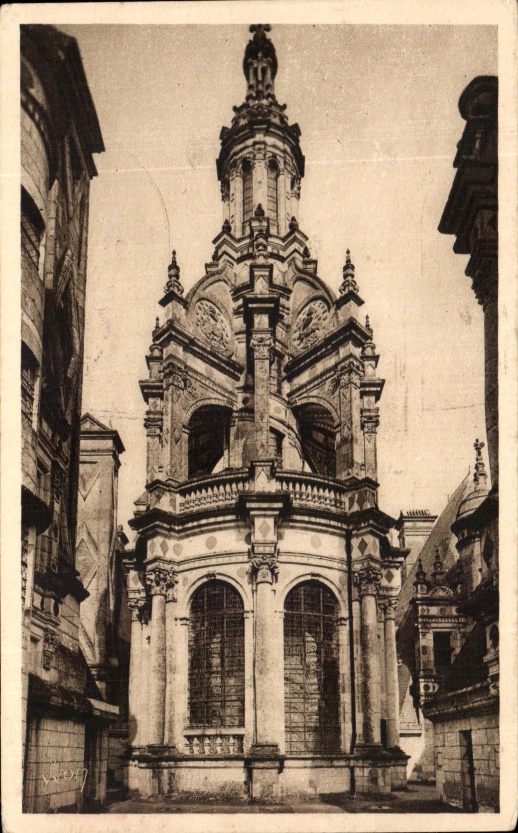 CPA Chateaux De La Loire Chateau de Chambord La Lanterne