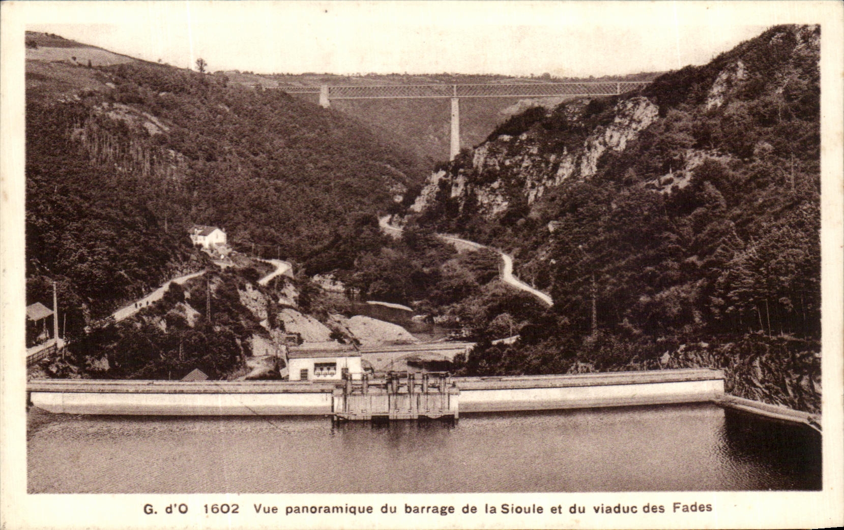 CPA Panoramic View of the stopping of Sioule and the viaduct of the Insipid ones