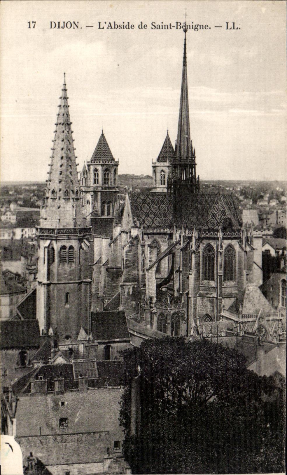 CPA Dijon the apse of Saint Benign
