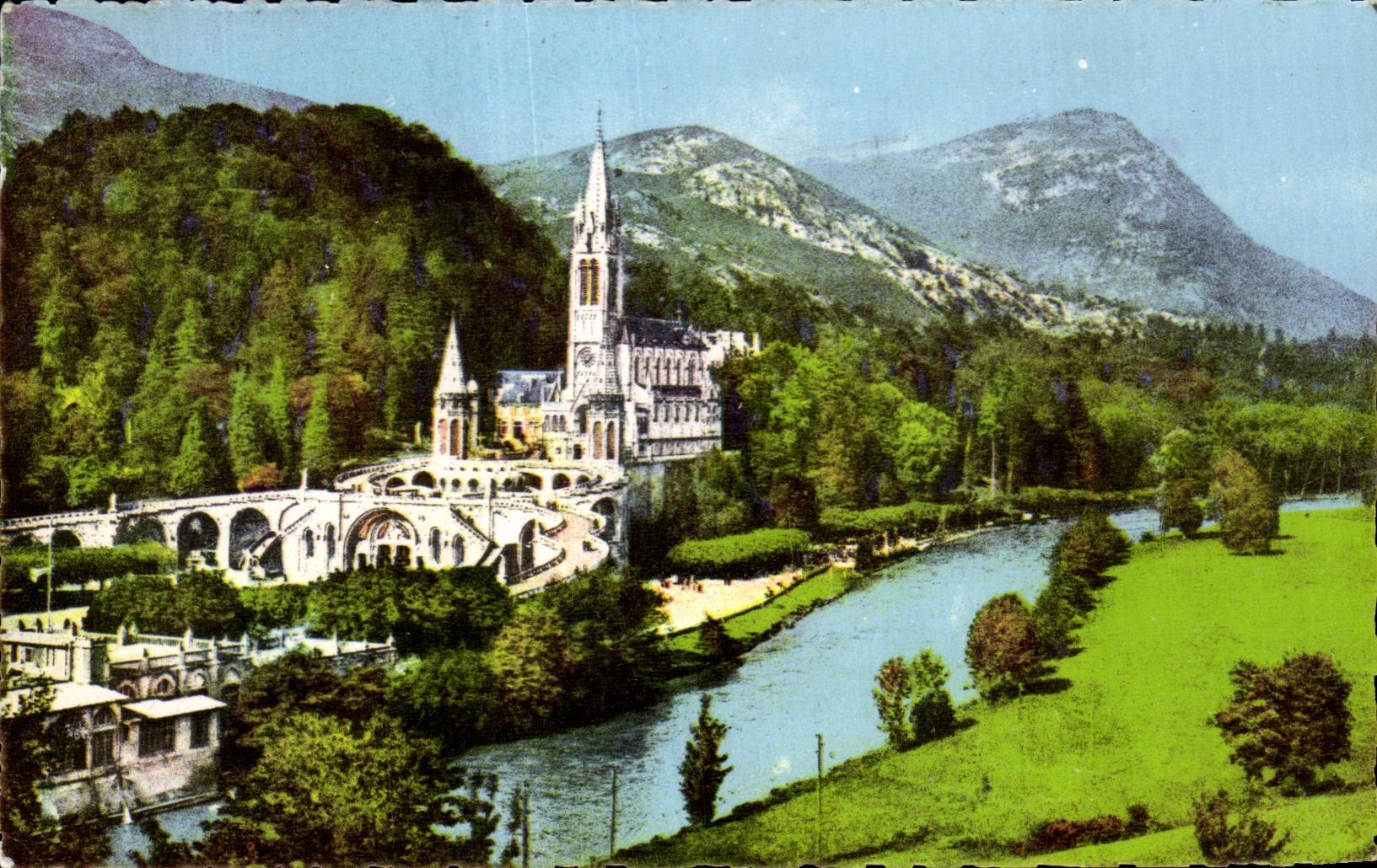 CPA Lourdes the Basilica and Gave