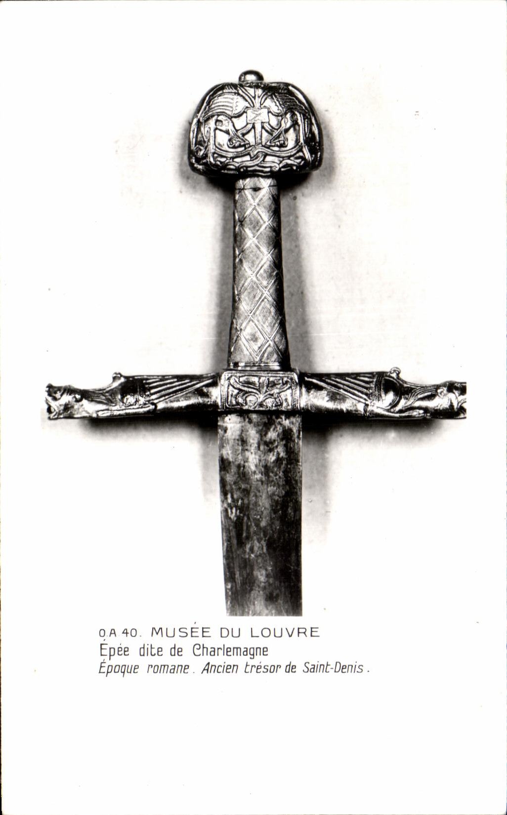 CPA Museum Of the Louvre Sword known as of Charlemagne Saint Denis