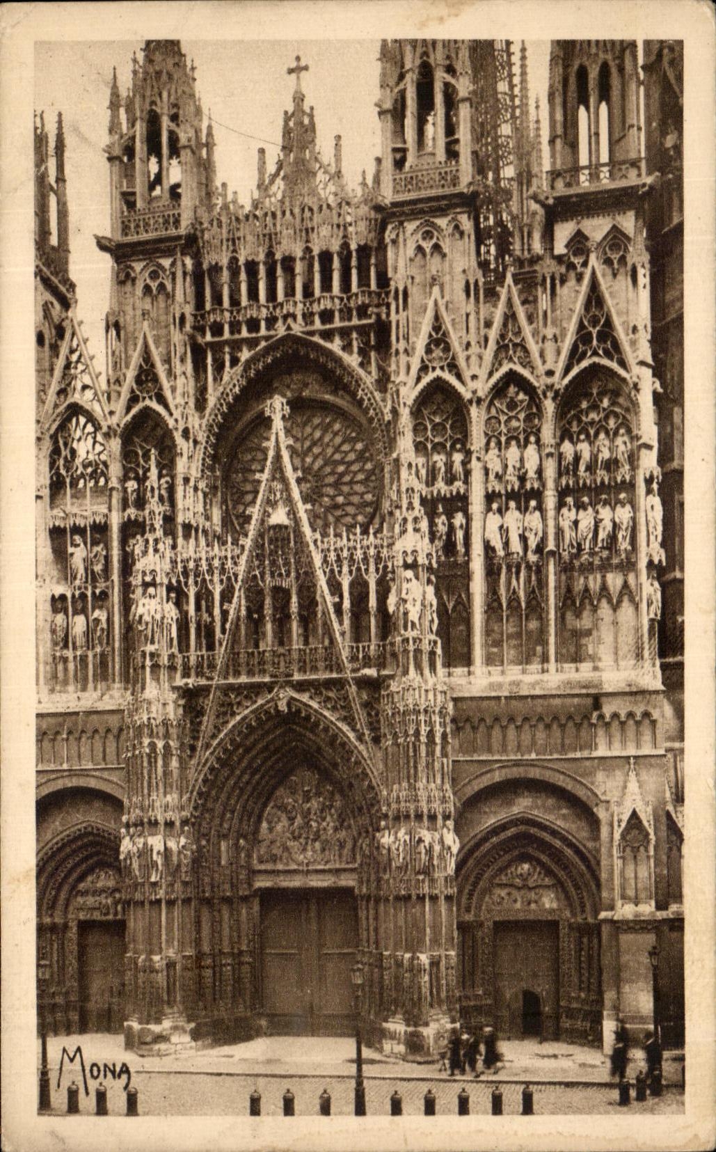 CPA Small Tables Of Normandy Rouen the Museum City