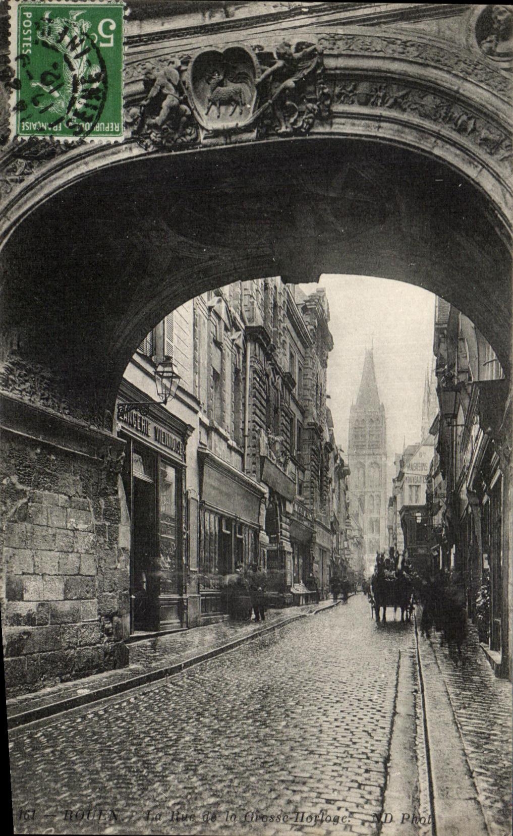 CPA Coils the street of the large clock