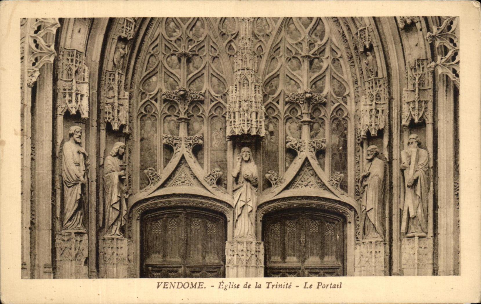 CPA Vendome Eglise de la Trinite Le Portail