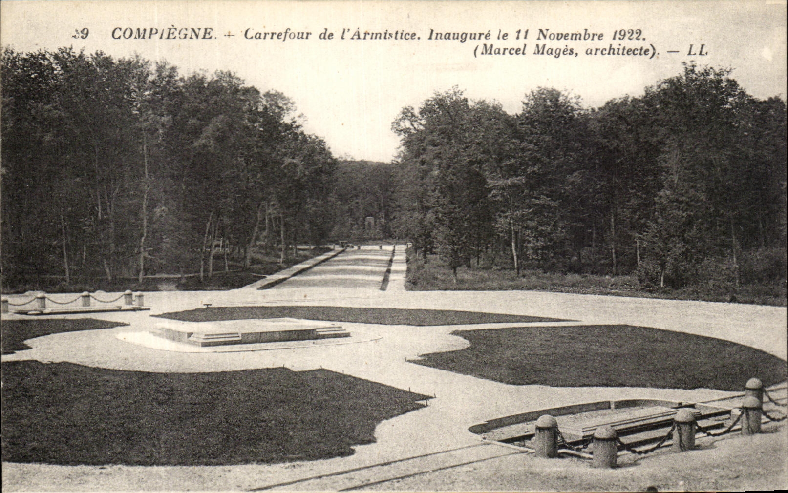 CPA Compiegne Carrefour of the Armistice Inaugurates the Militaria on November 11th 1922