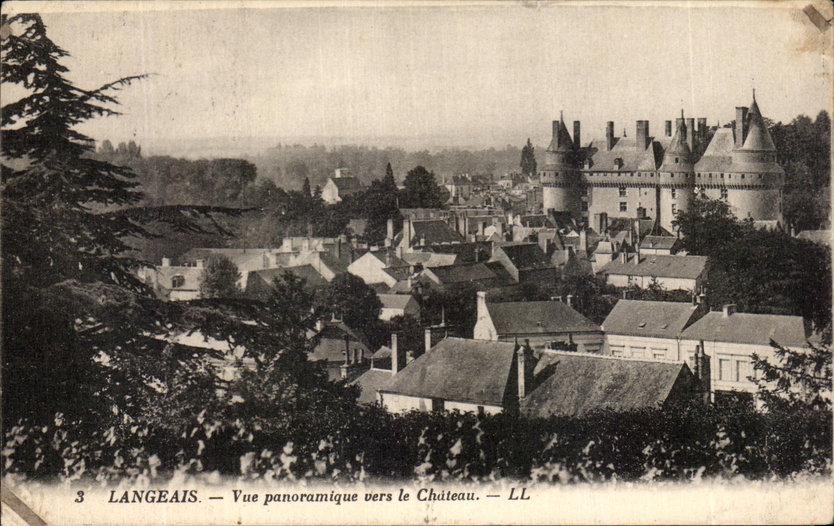 Opinion panoramica de CPA Langeais hacia el castillo