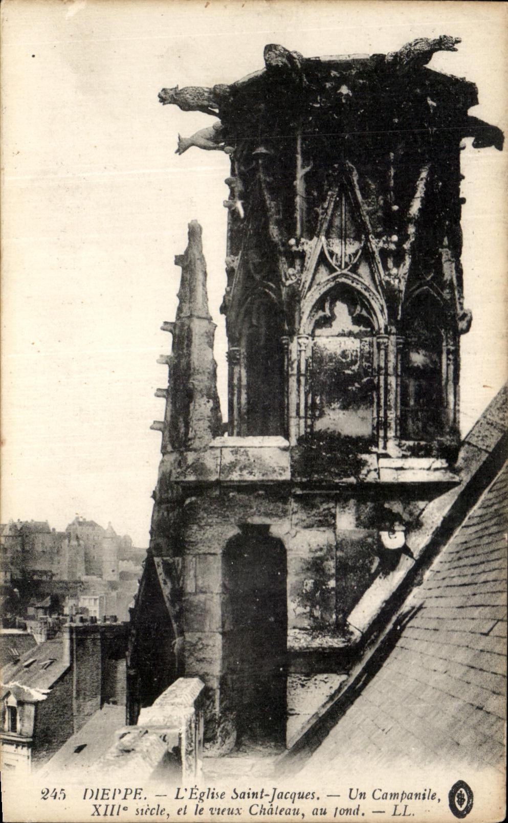 CPA Dieppe el santo Jacques de la iglesia una Campana-torre y el castillo viejo