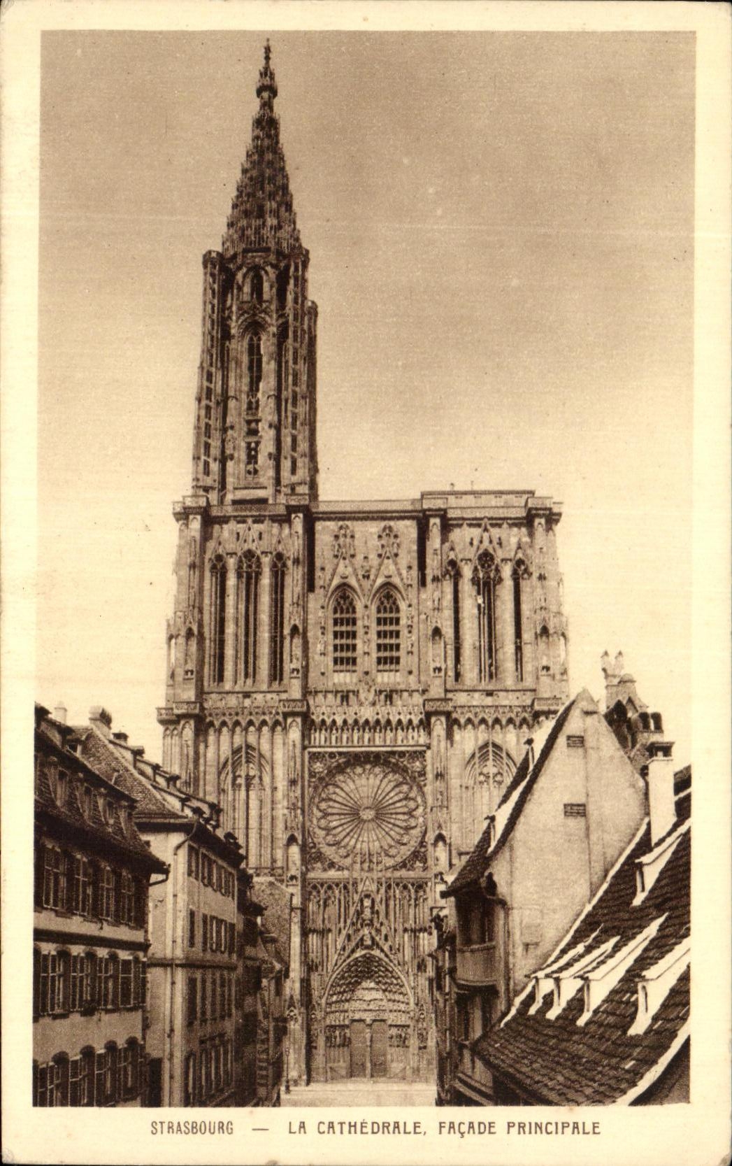 CPA Strasbourg the Cathedral Principal Frontage