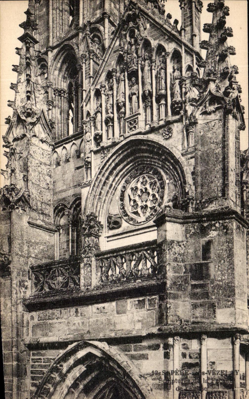 CPA St father under Vezelay