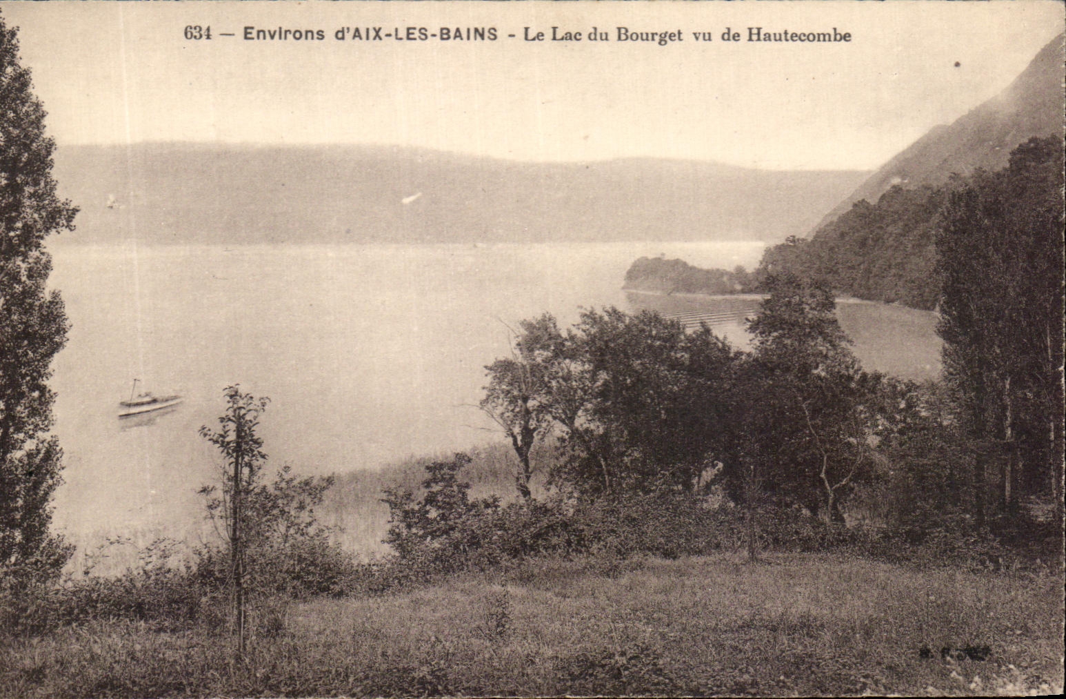 CPA Of Aix les Bains the Lake of Le Bourget seen of Hautecombe