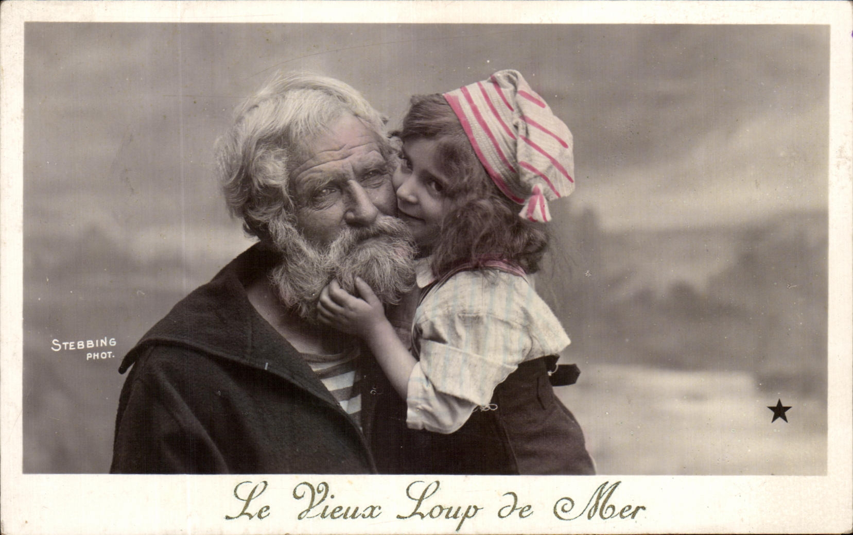 Nino de la fantasia de CPA y padre grande el lobo marina viejo del mar