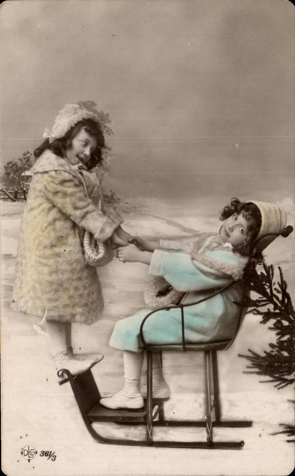 Trineo largo de los ninos de la fantasia de CPA