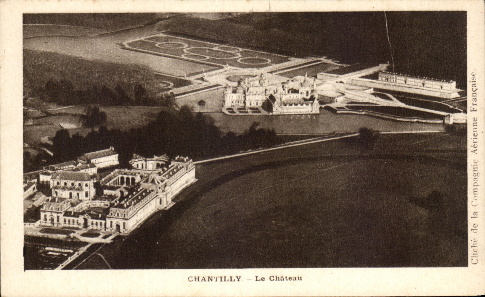 CPA Chantilly Le Chateau