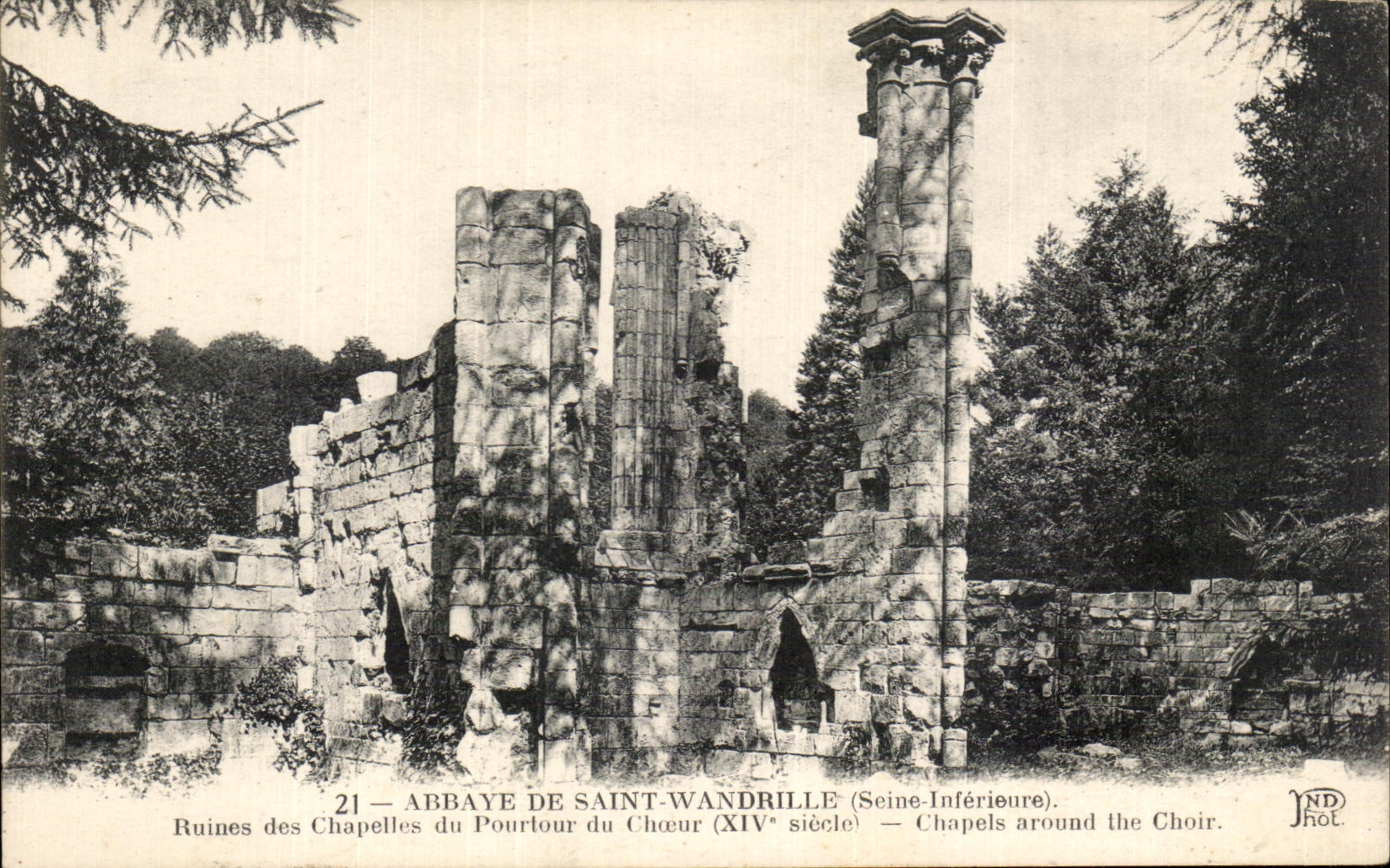 Abadia de CPA de las ruinas de Wandrille del santo de las camaras acorazadas de la circunferencia de las capillas del estribillo alrededor del coro