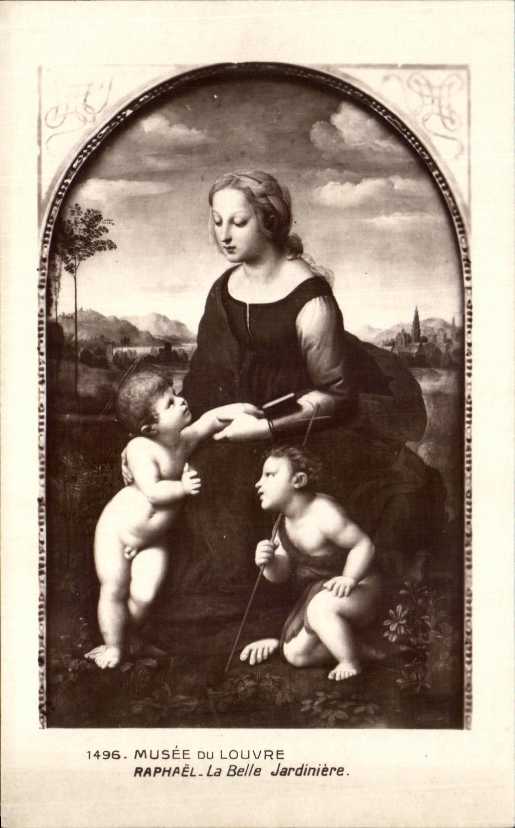 CPA Musee du Louvre Paris Raphael La belle jardiniere