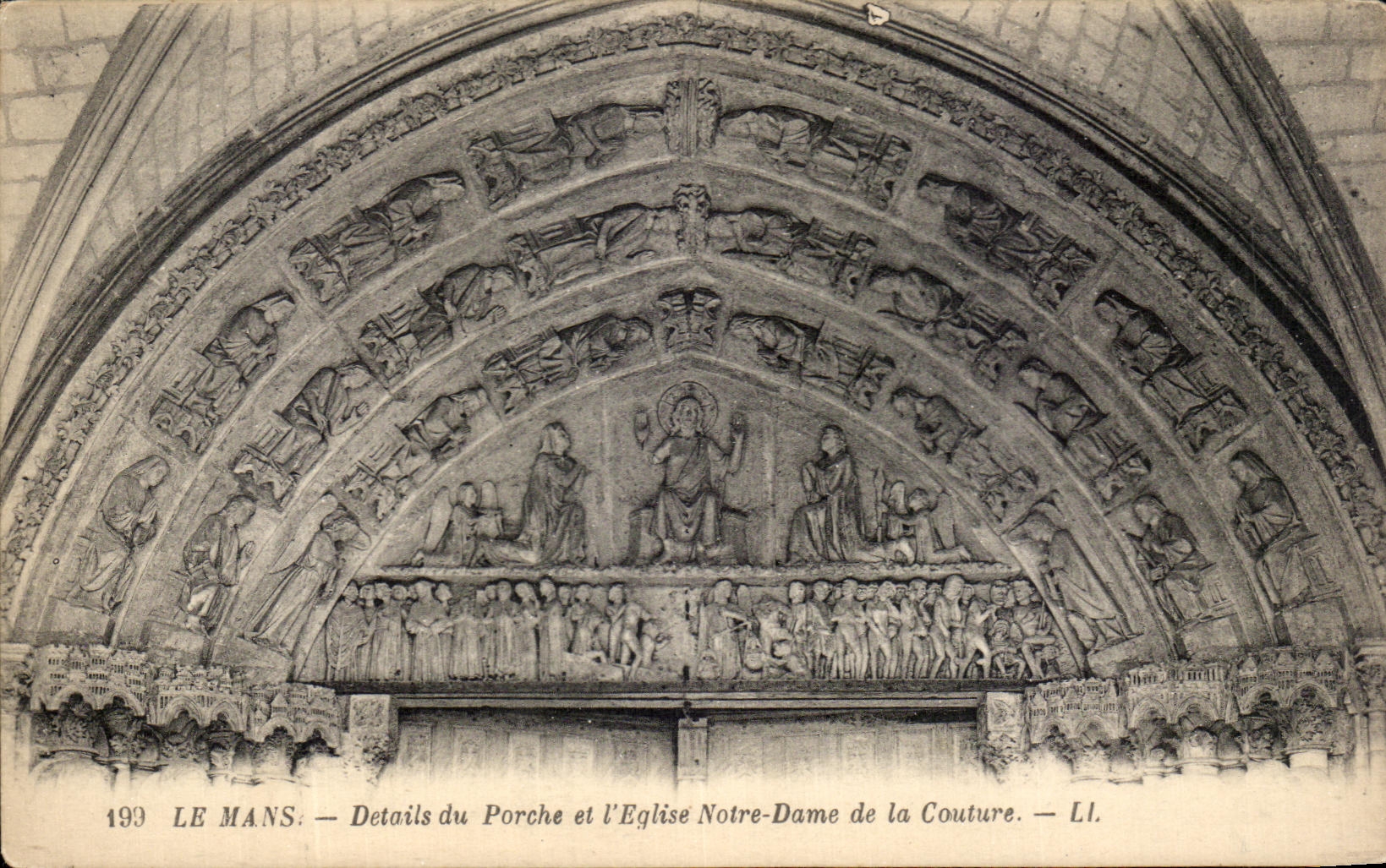 CPA Mans Details of the Porch of the Notre Dame Church of the Seam