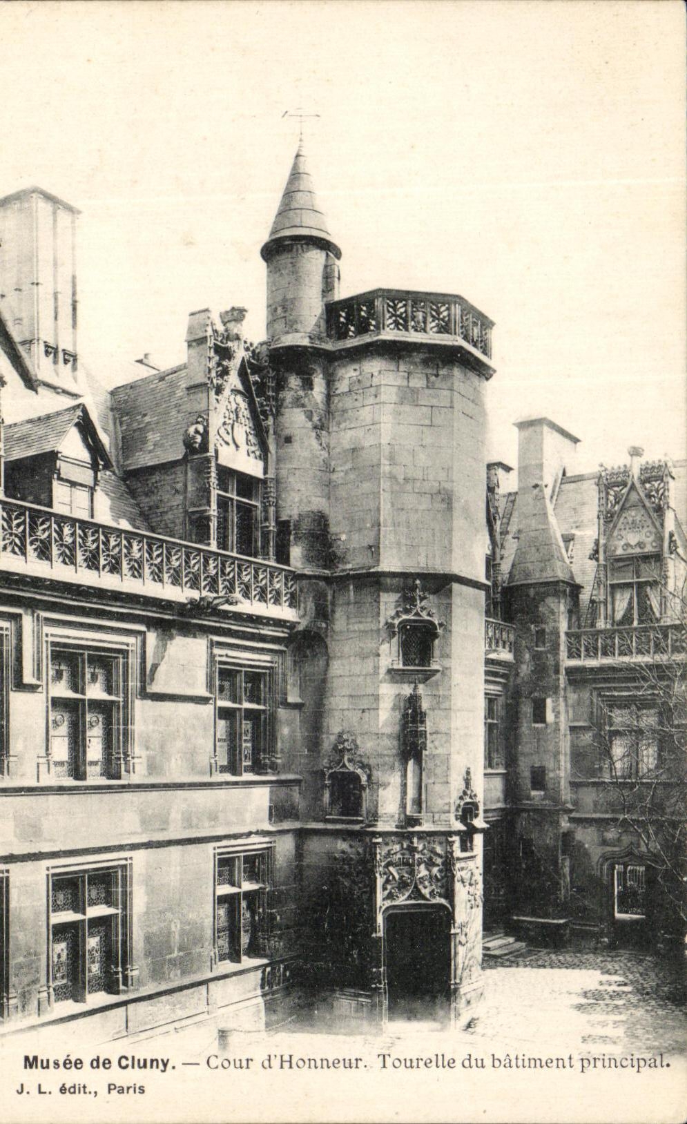 CPA Museum Of Cluny d' Honneur Turret Of the Building industry Principal Paris