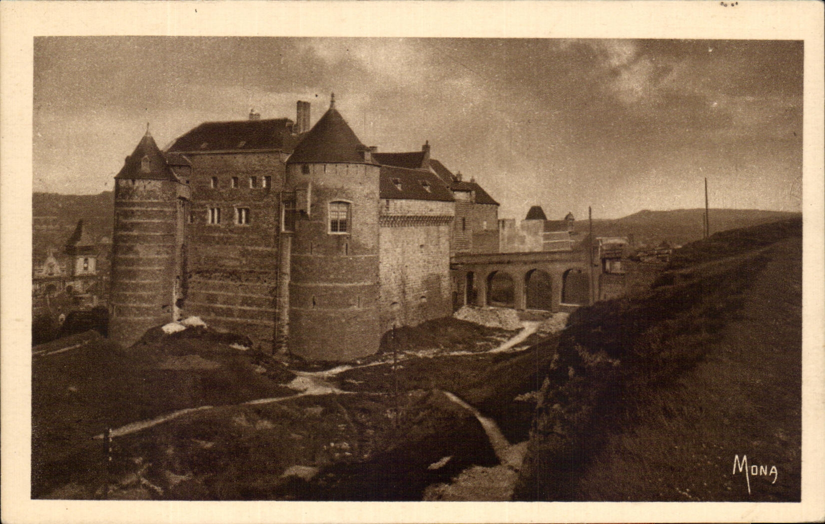 Pequenas tablas de CPA de Normandia Dieppe el castillo construido por Desmarets