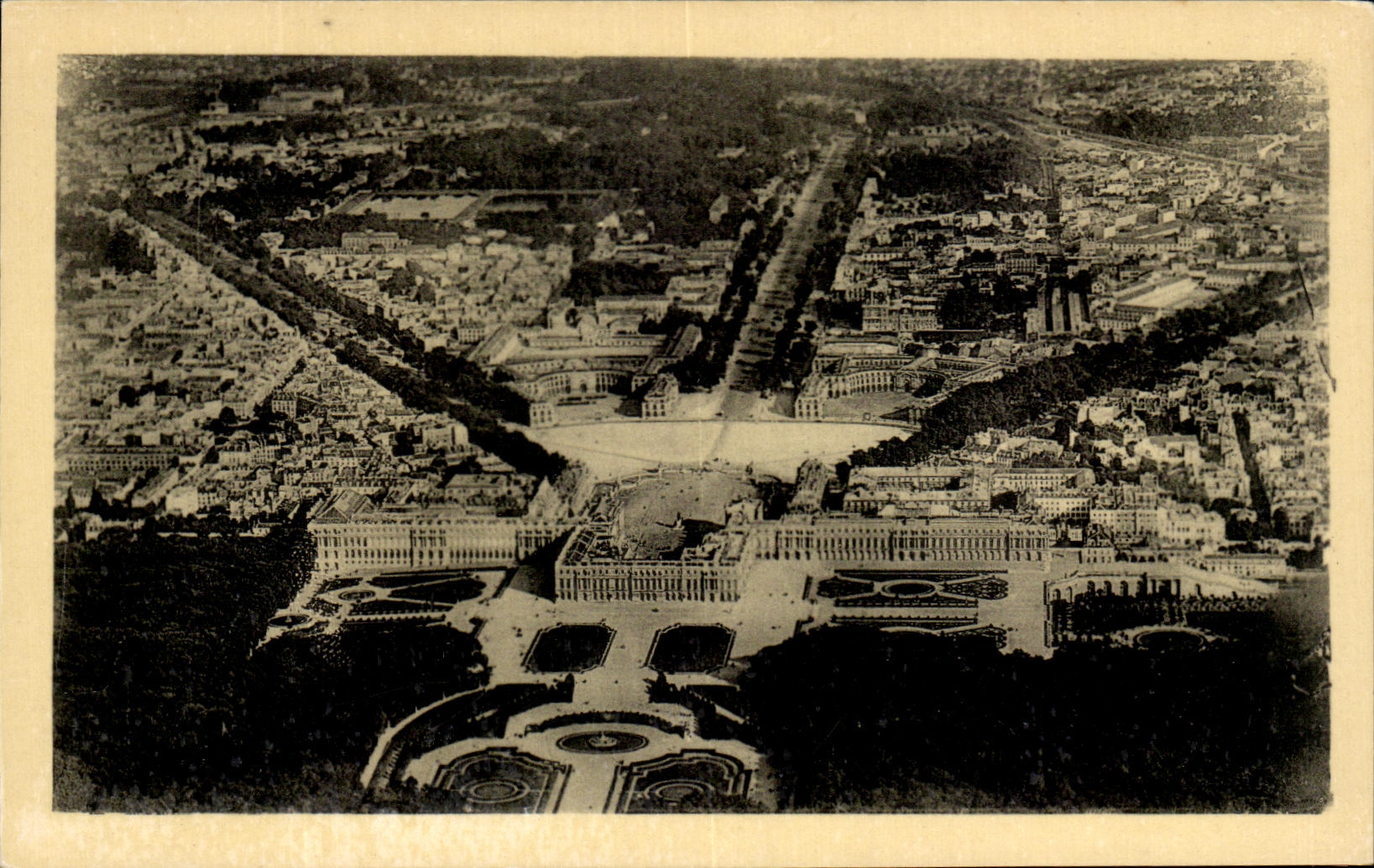 CPA Chateau De Versailles Vue Aerienne