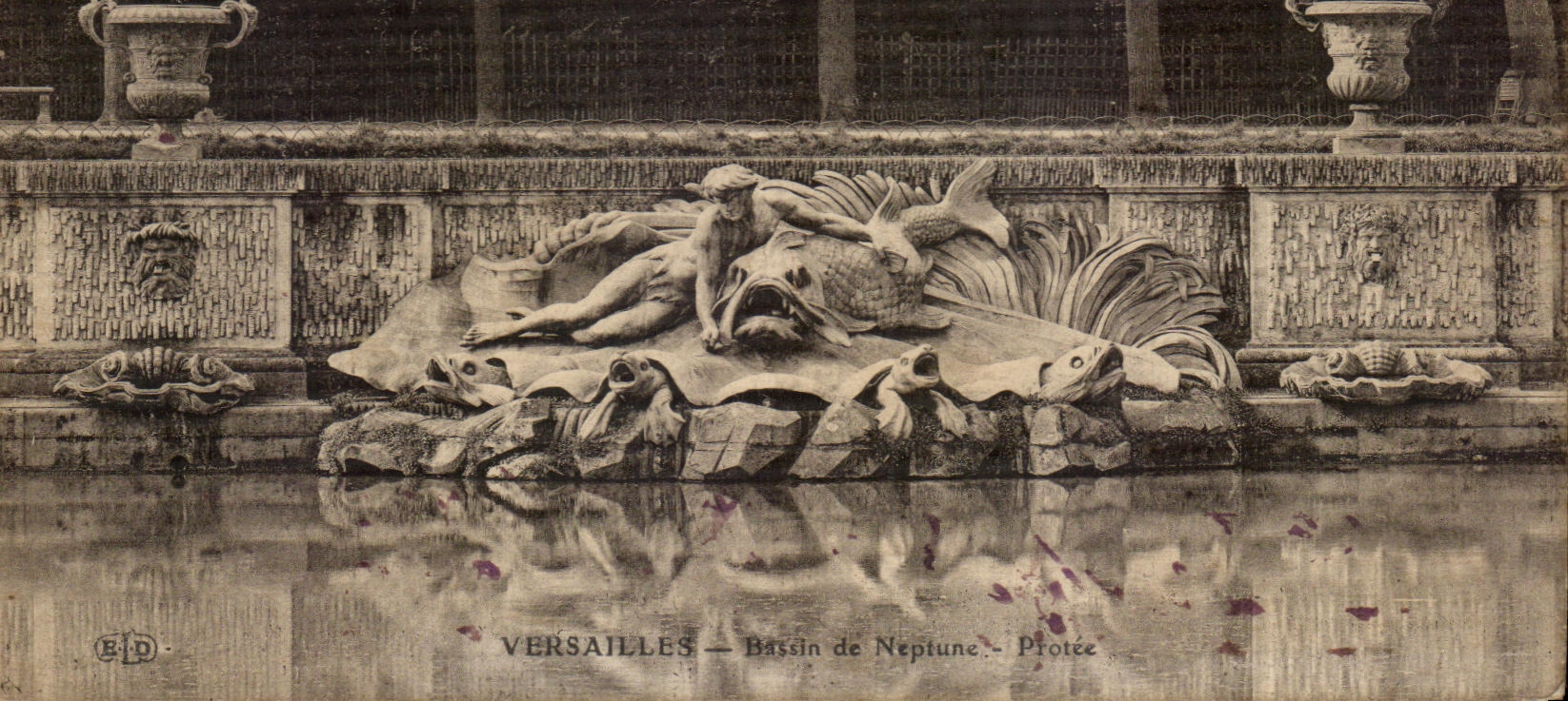 CPA Versailles Bassin de Neptune Protee