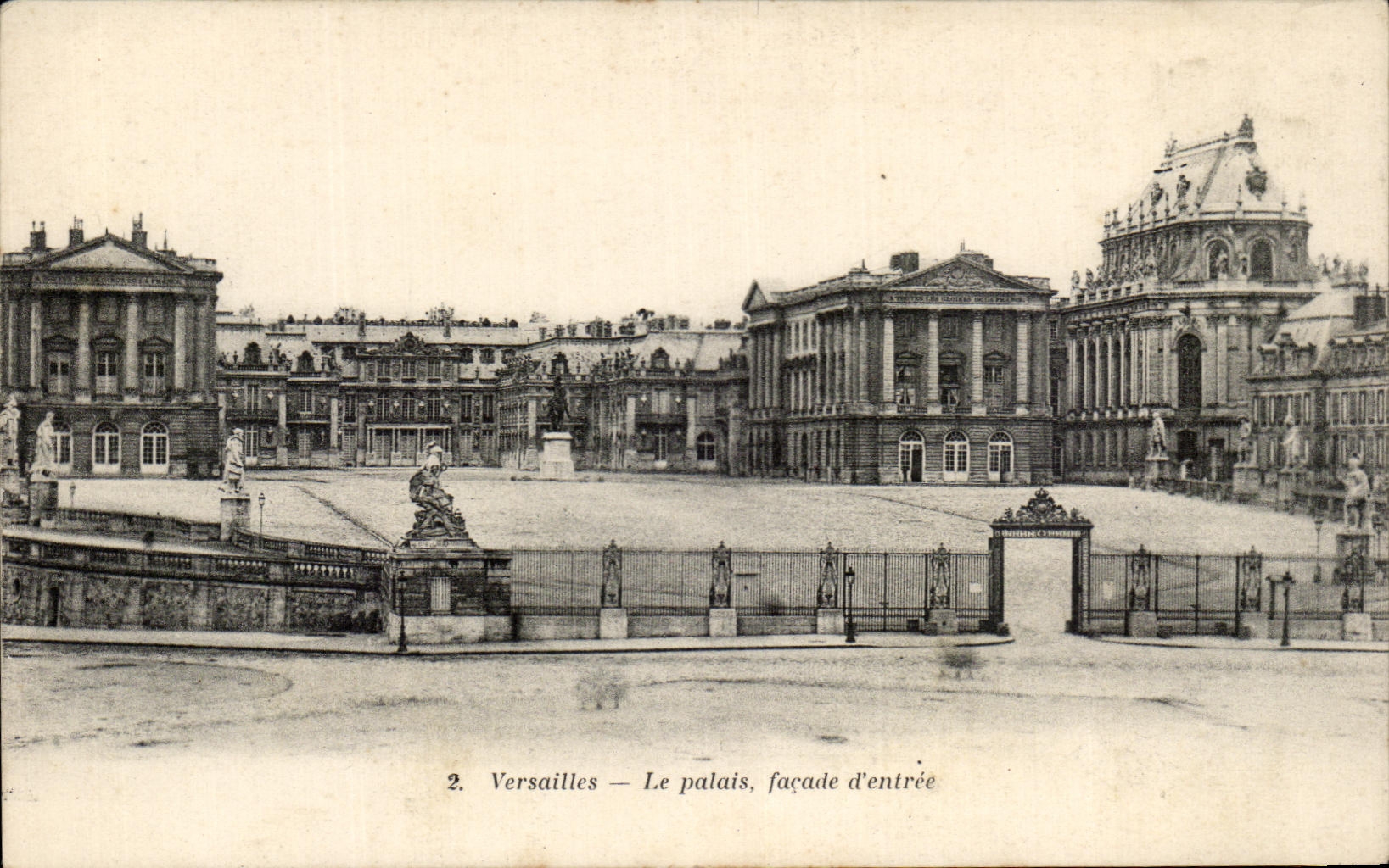 CPA Versailles Le Palais Facade D'Entree