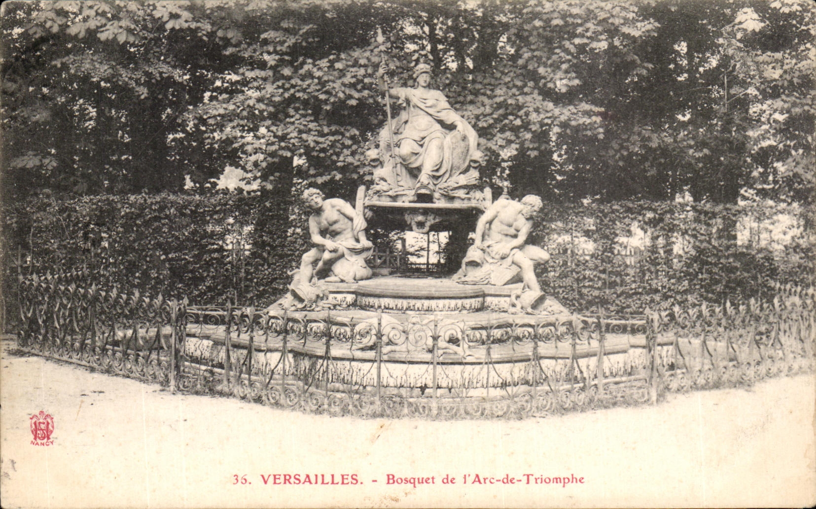 CPA Versailles Bosquet de l'Arc de Triomphe
