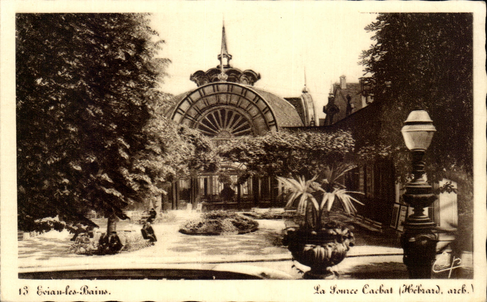 CPA Evian Les Bains the Cachat source