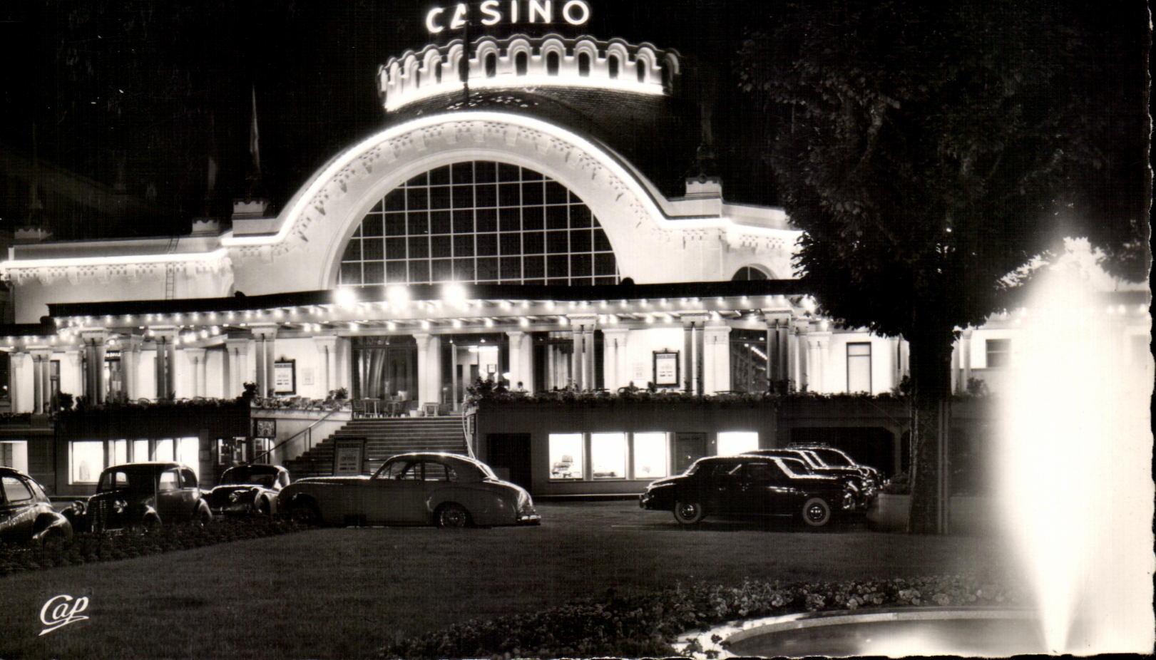 CPA Evian Les Bains the Casino Illuminates