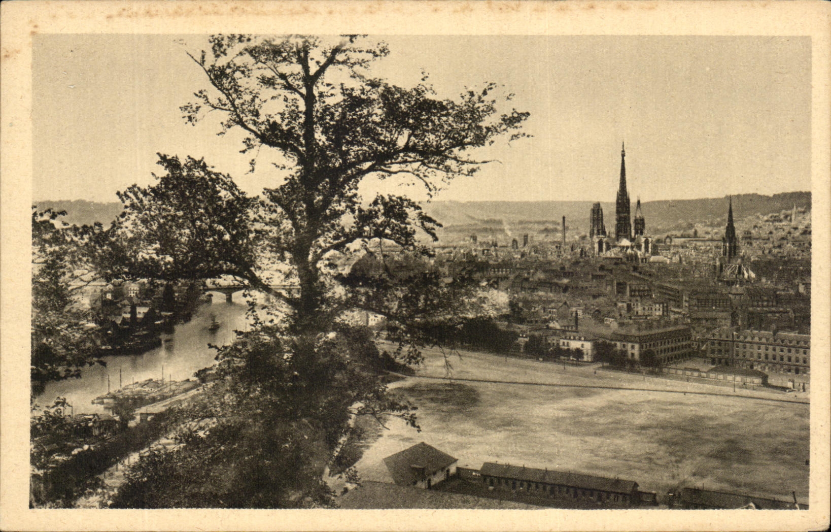 CPA Rouen Seen from Of the Dimension Sainte Catherine