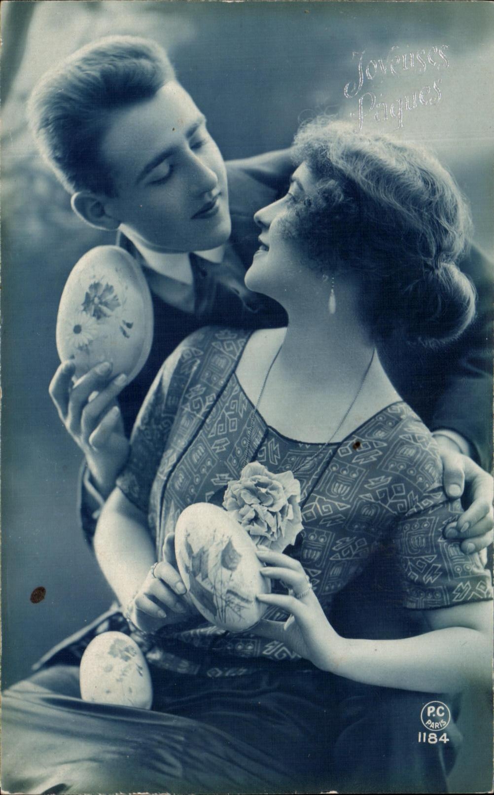 Huevos de Pascua de la mujer de la fantasia de CPA