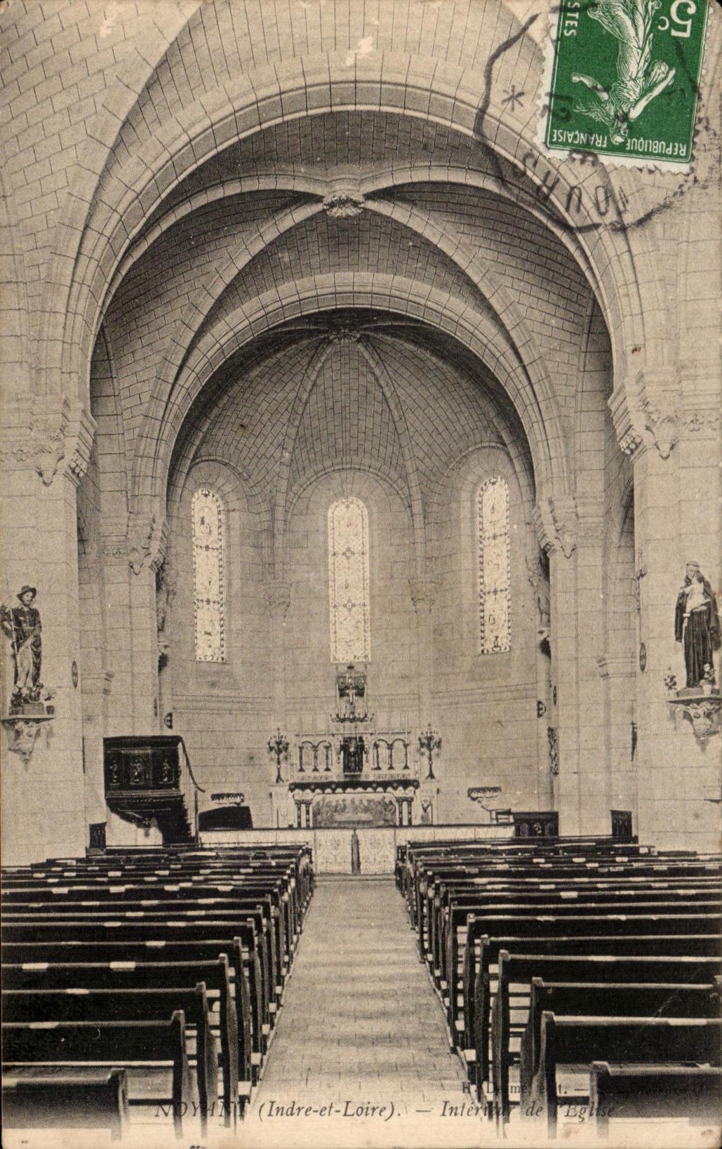 CPA Noyan Interieur de l'eglise 