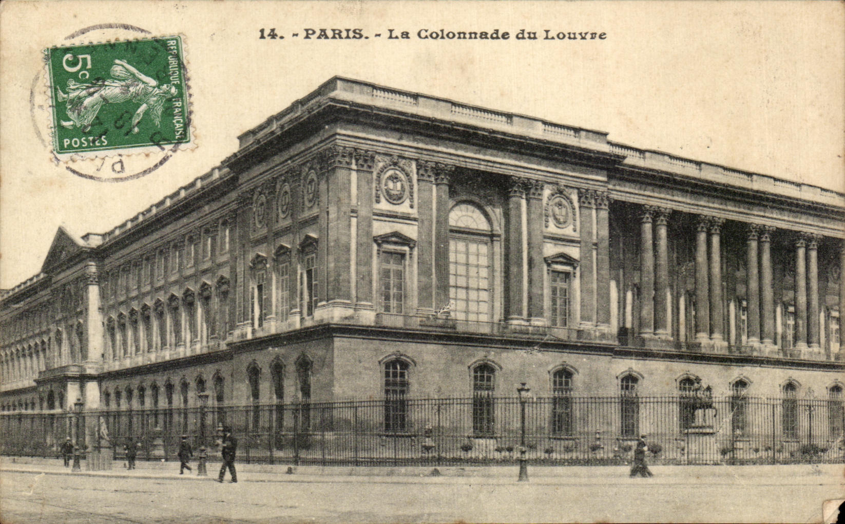 CPA Paris the Colonnade of Louvre