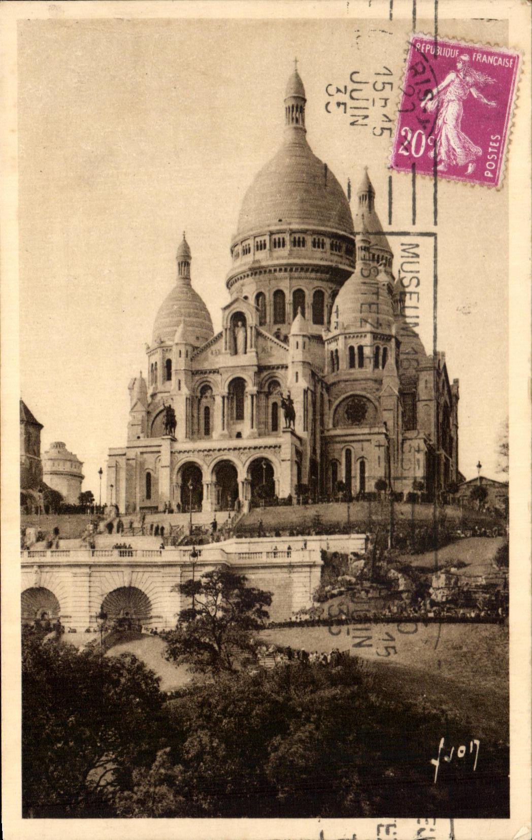 CPA Paris En Flanant Sacre Coeur Montmartre