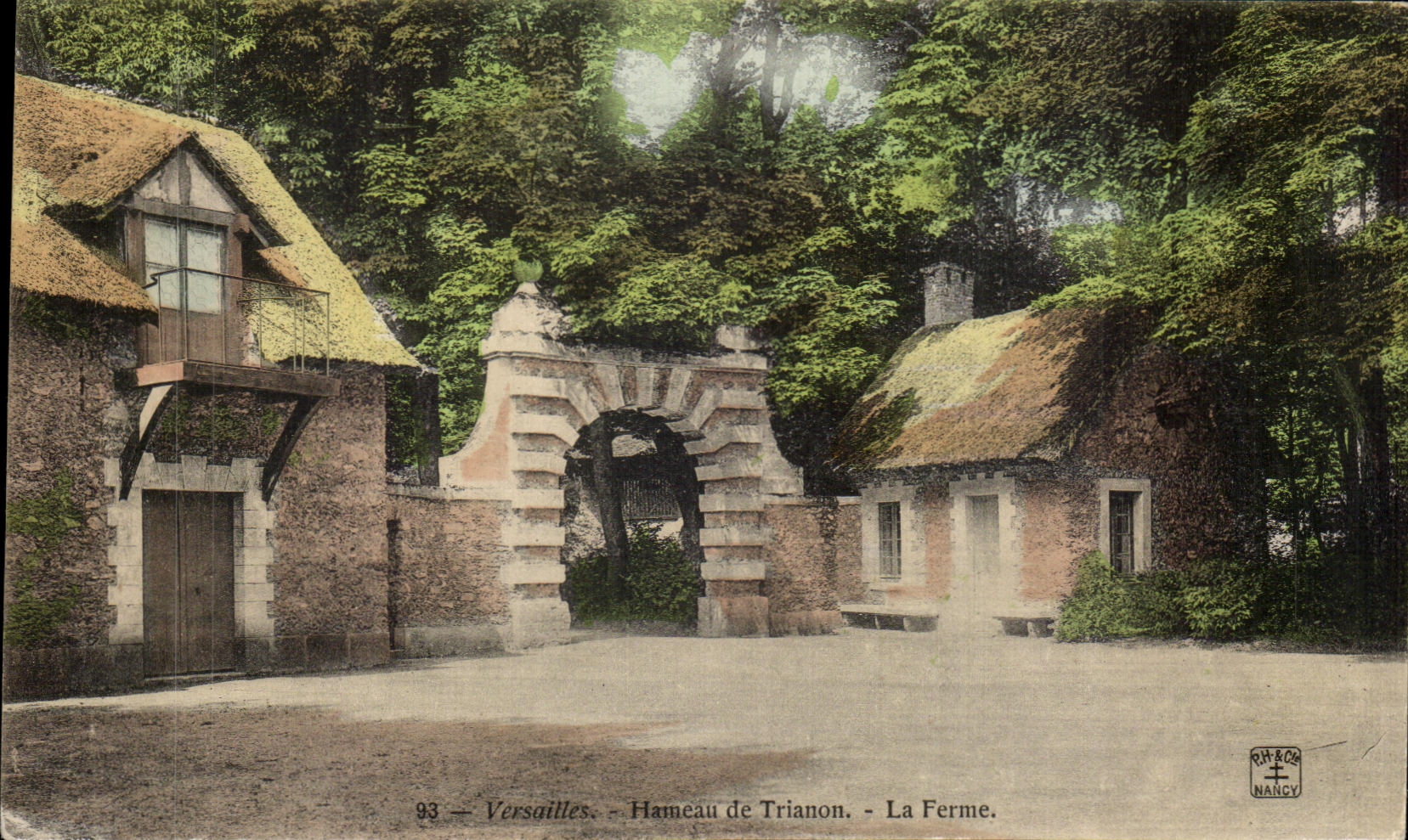 CPA Versailles Harneau De Trianon La Ferme