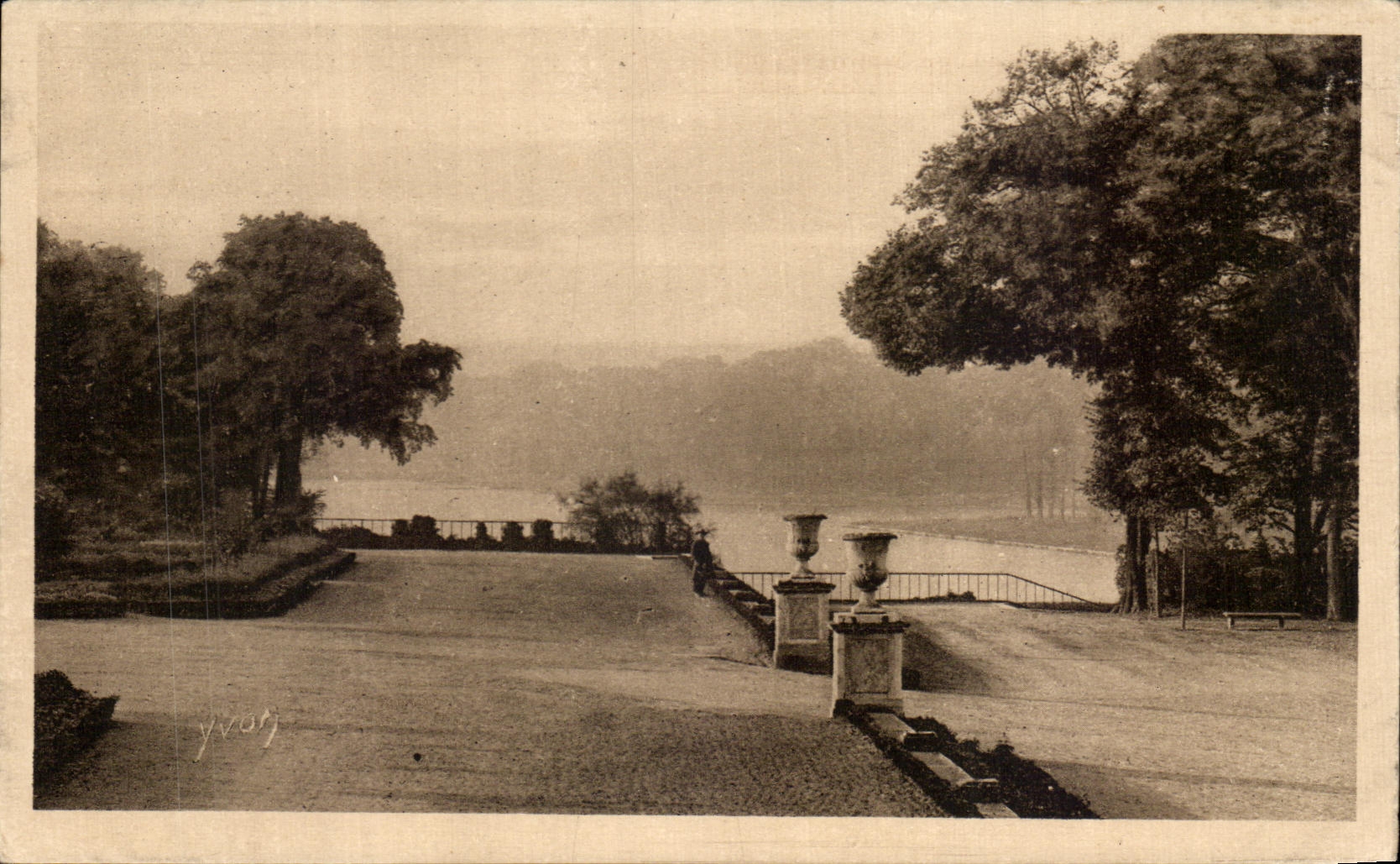 CPA Splendeurs Et charmes De Versailles Terrasse Du Grand Trianon