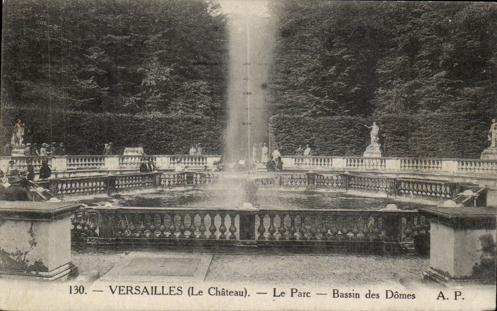 CPA Versailles Le Parc Bassin Des Domes