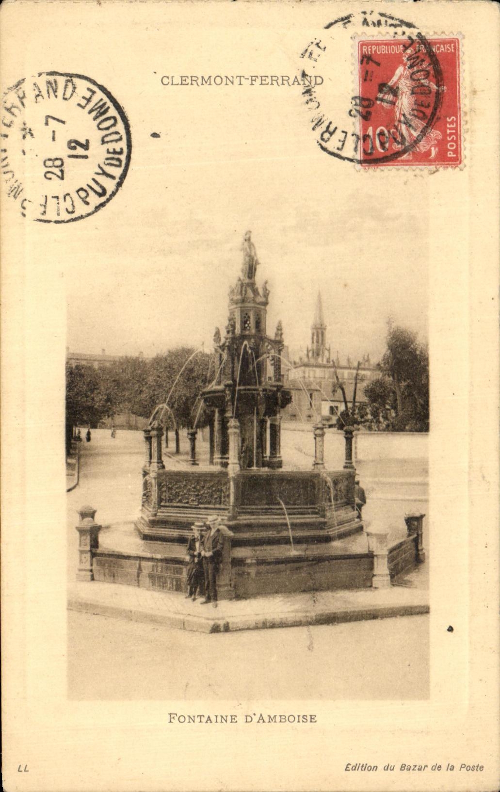 CPA Clermont Ferrard Fountain D' Amboise