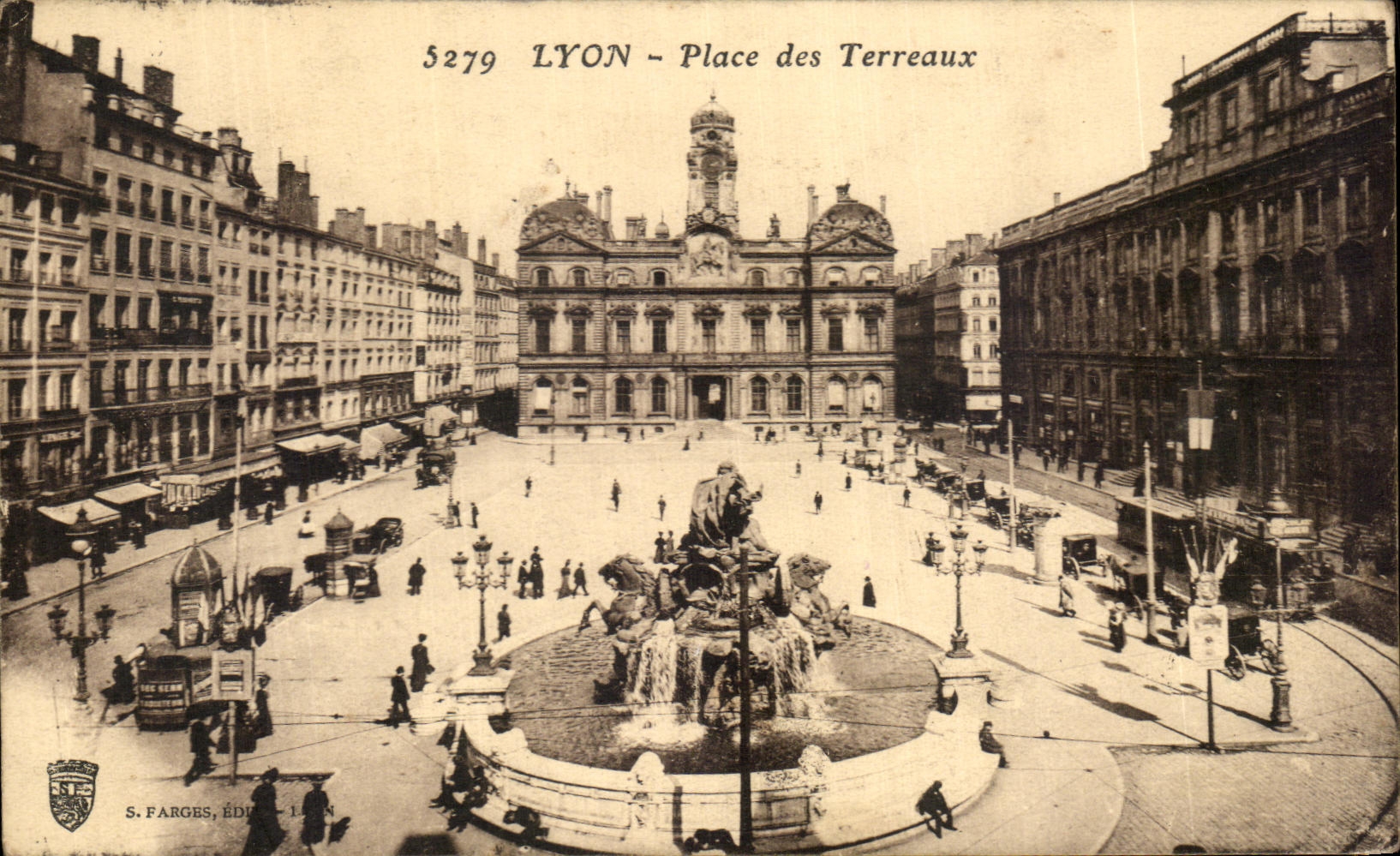 CPA Lyon Places Composts