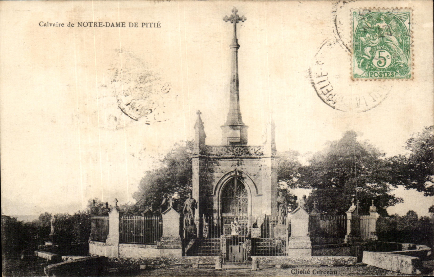 Martirio de CPA de Notre Dame De Pitie