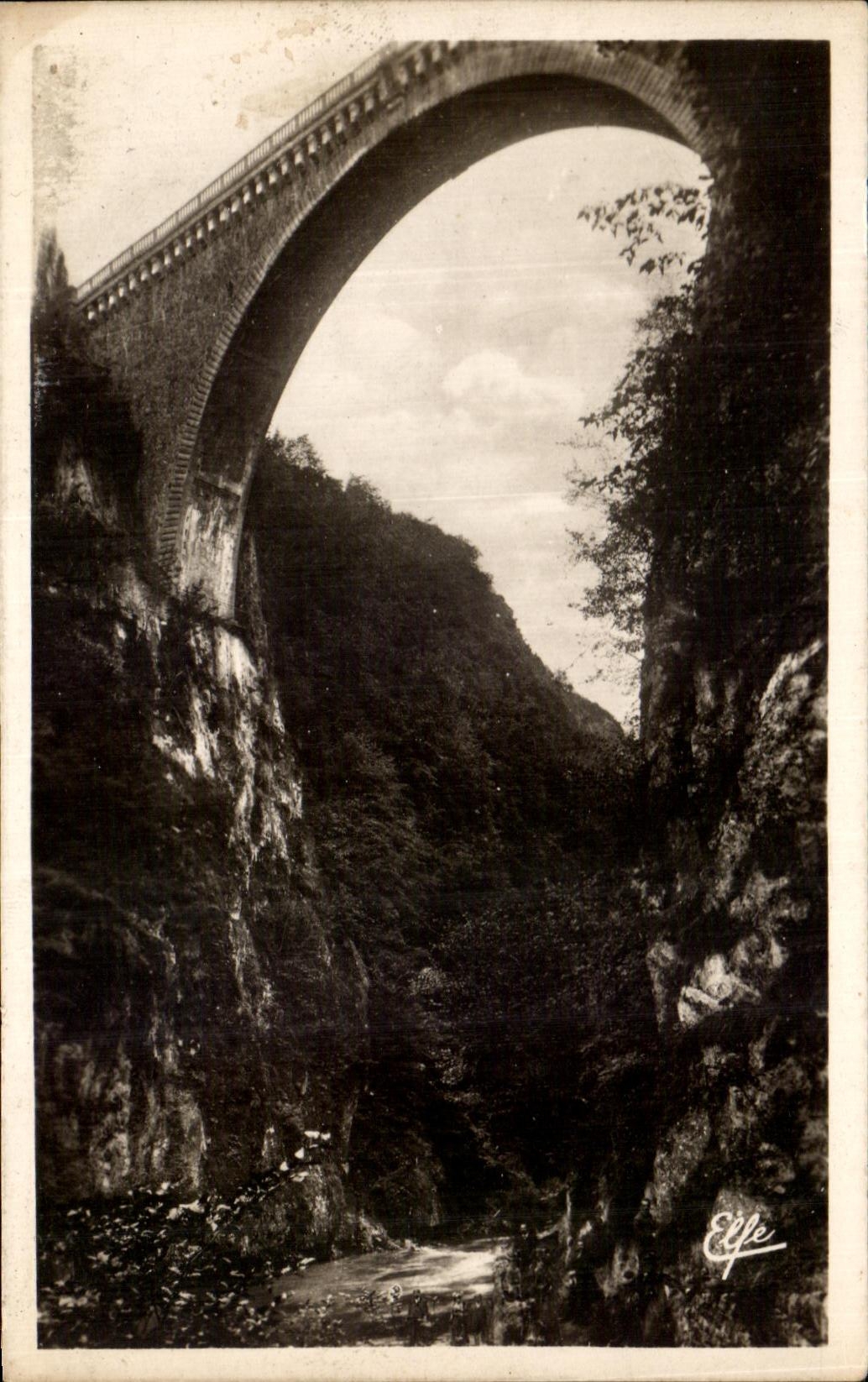 CPA the high Pyrenees Saint Saver the Napoleon Bridge
