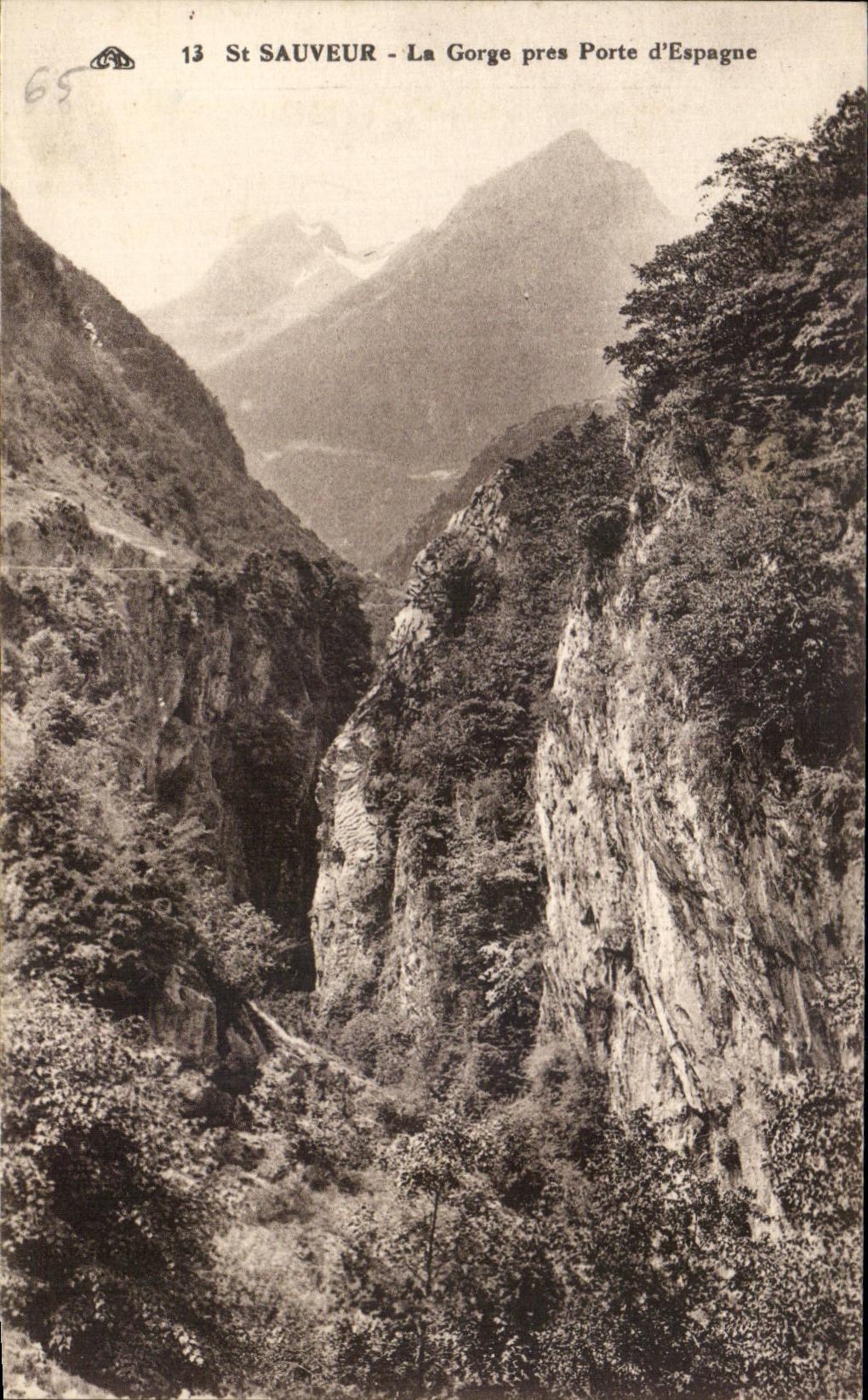 CPA St Saver the Throat close Gate of Spain