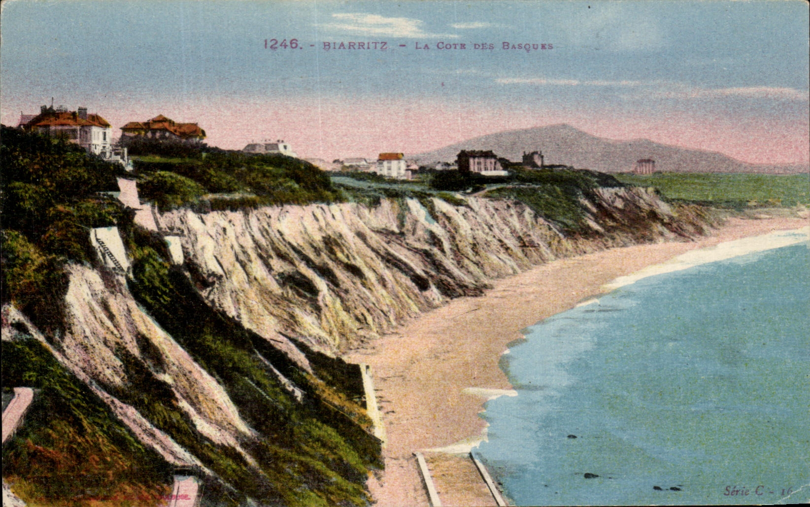 CPA Biarritz La Cote Des Basques