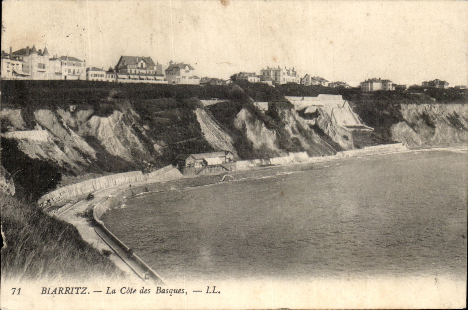 CPA Biarritz La Cote des Basques
