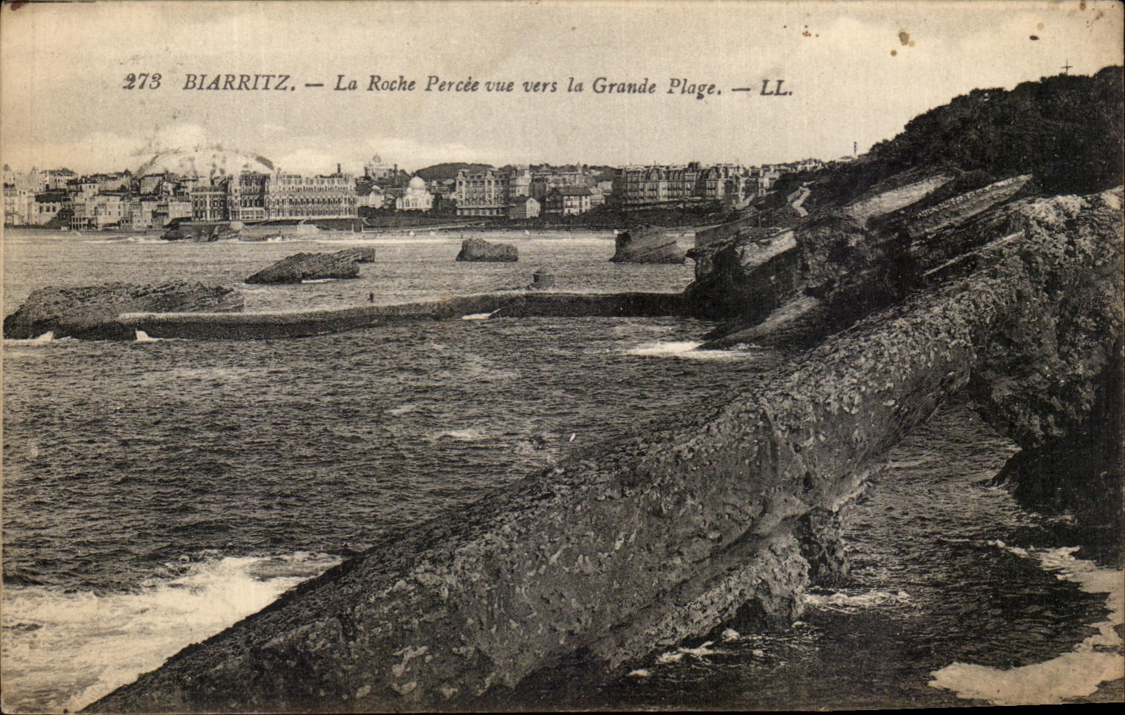 CPA Biarritz La Roche Perche Vue Vers La Grande Plage