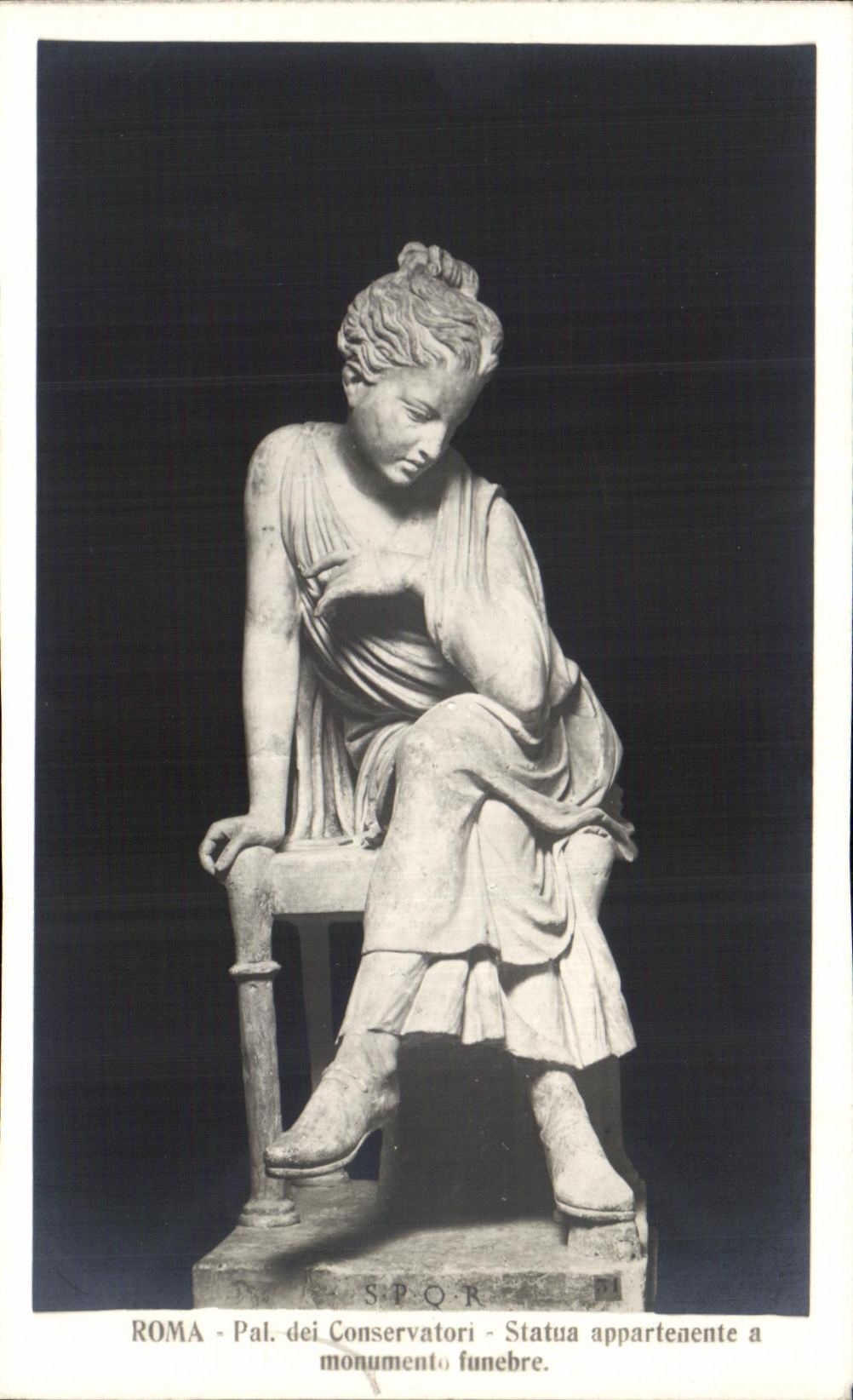 CPA Italie Roma Pal dei Conservatori Statua appartemente a monumento funebre