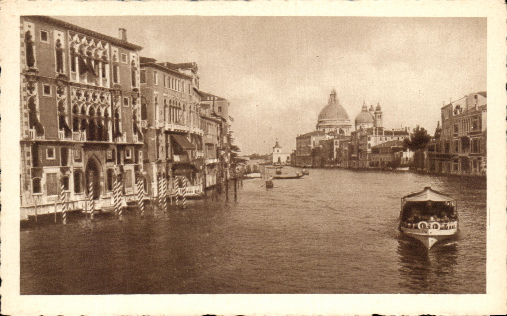 CPA Large Italy Venezia Canal Palazzo Franchetti